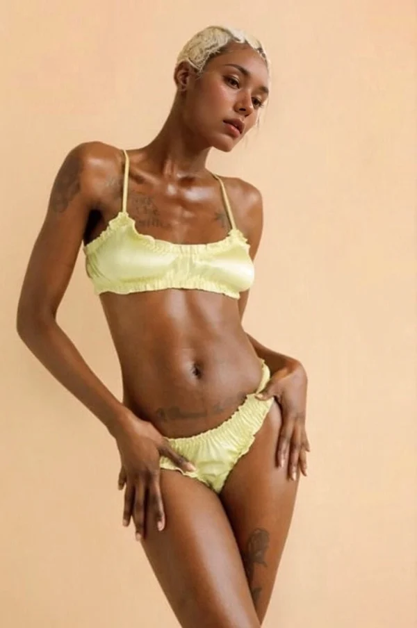 Bralette y Panty de Seda Vintage