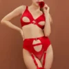 Conjunto de lencería rojo "ONLY YOU" con detalles de descubrimiento