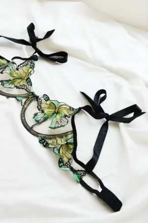 Lencería de Mariposas Verdes