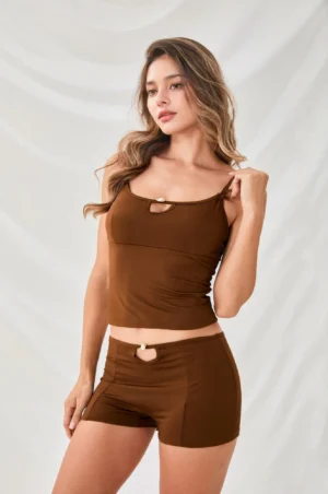 Conjunto de pijama camisón y shortes mini marrón elegante