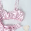 Bralette y Pantaleta de Seda Rosado con Volantes