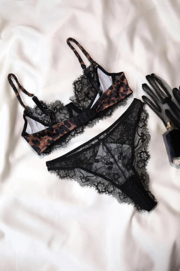 Lencería de estampa de leopardo